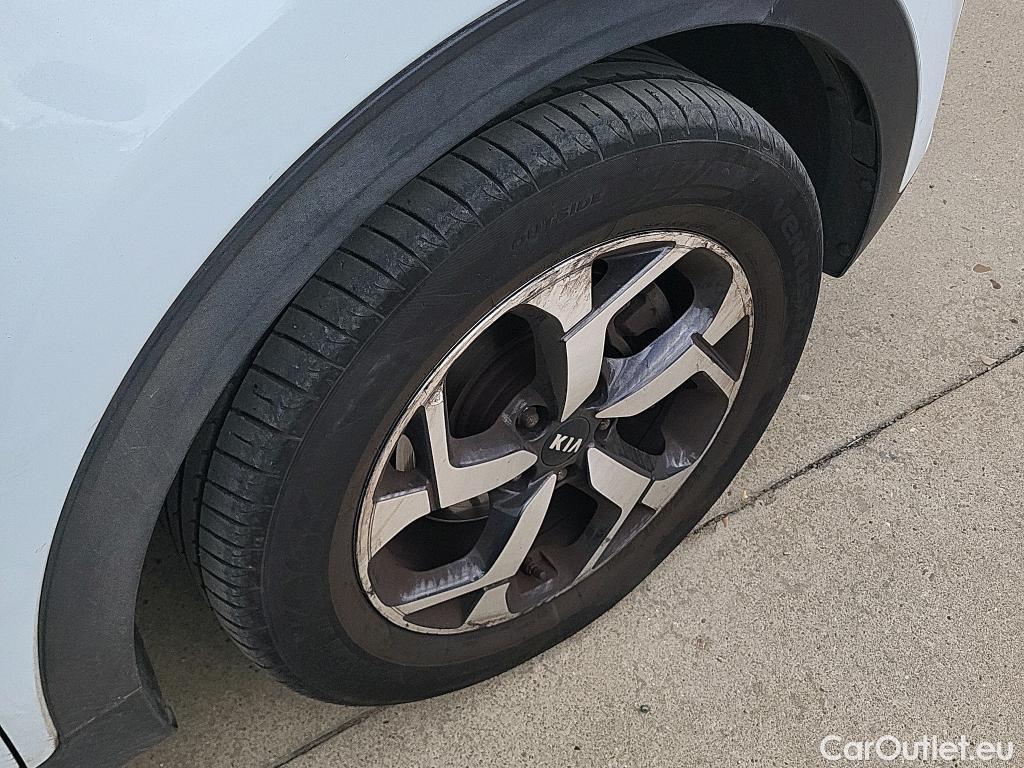 KIA  Sportage KIA  / 2018 / 5P / todoterreno 1.6 MHEV Drive 100kW (136CV) 4x2 #1