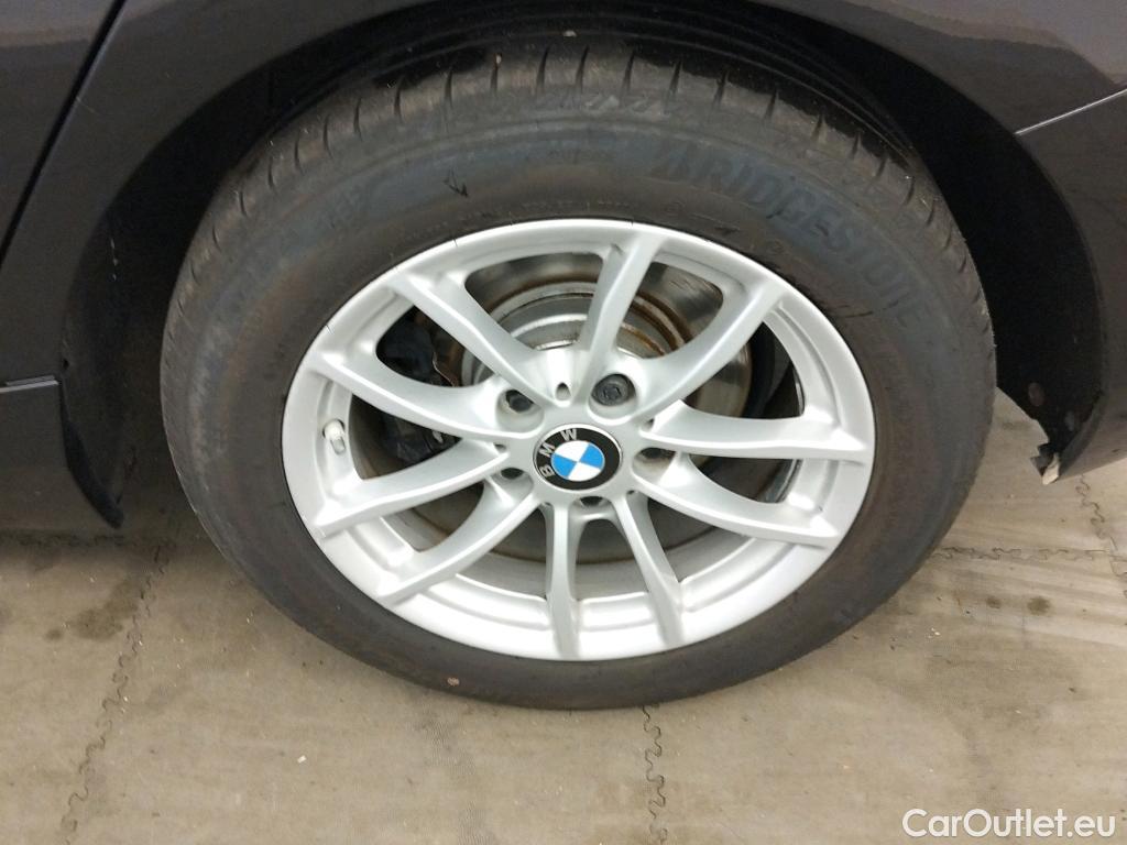  Bmw  Serie 1 BMW  5p 2G berlina con portón 116d #31
