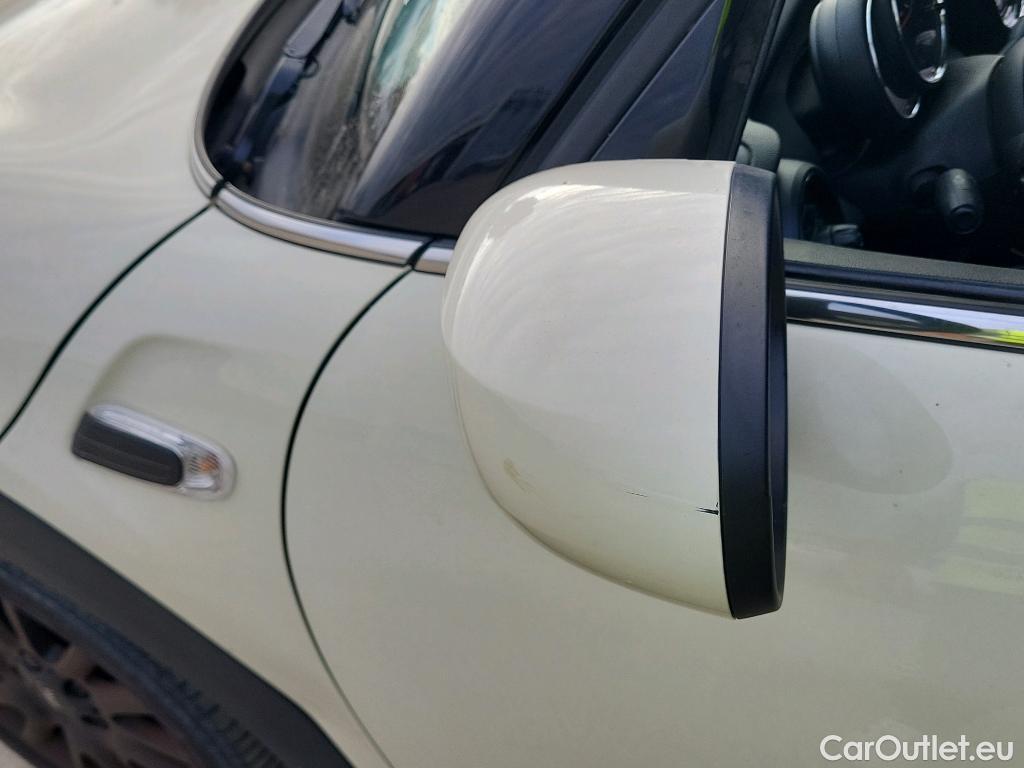 Mini  Cooper MINI MINI / 2014 / 5P / berlina con portón ONE 5 PUERTAS (CX) #24