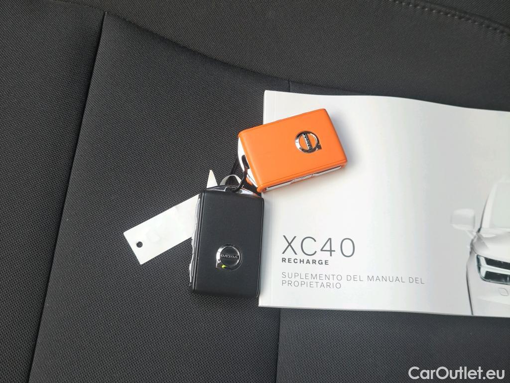  Volvo  XC 40 VOLVO XC40 / 2017 / 5P / todoterreno 1.5 T4 Twin Recharge R-Design Exp Auto #12