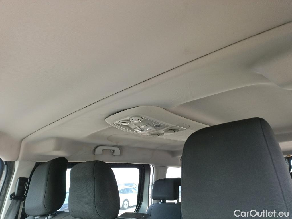 Opel  Vivaro OPEL  / 2019 / 4P / combi 1.5 Diésel 88kW (120CV) M Std Express #12