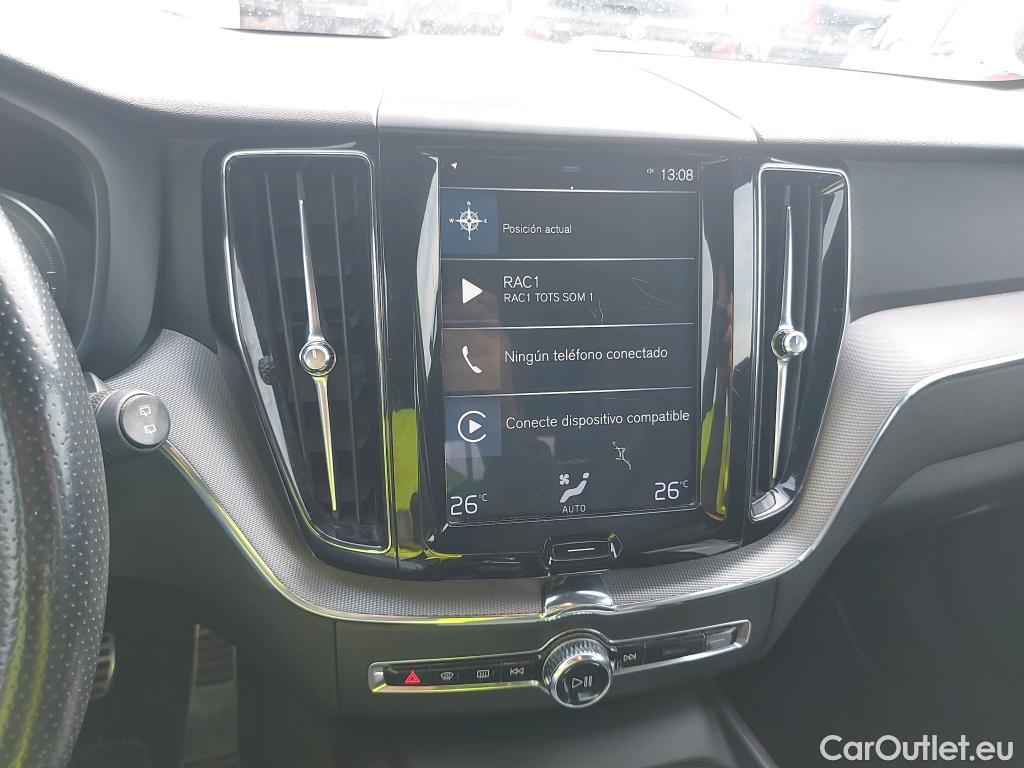 Volvo  XC60 VOLVO  / 2017 / 5P / todoterreno 2.0 T8 AWD R-Design Auto #16