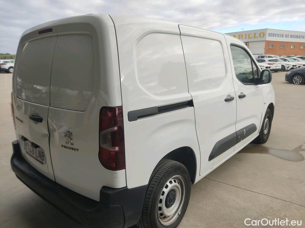 Peugeot  Partner PEUGEOT  / 2018 / 3P / furgón derivado de turismo Pro Standard 600kg BlueHDi 73kW (AC) #2