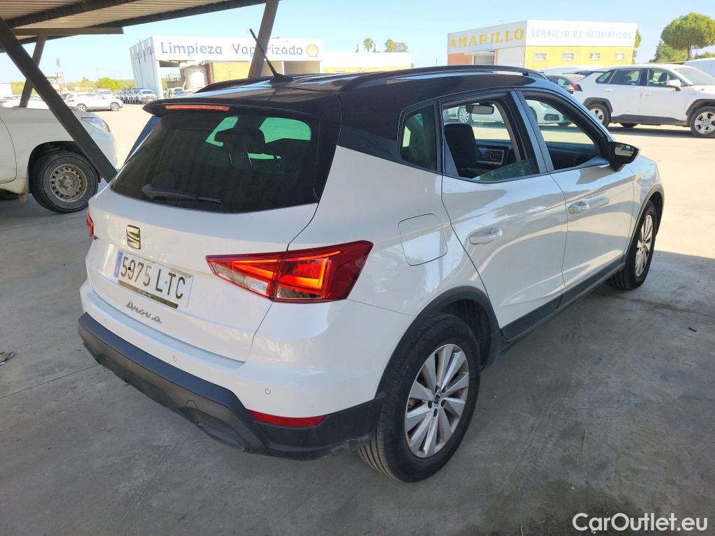 Seat  Arona SEAT  / 2017 / 5P / todoterreno 1.0 TSI 81kW (110CV) Style Plus (AC) #2