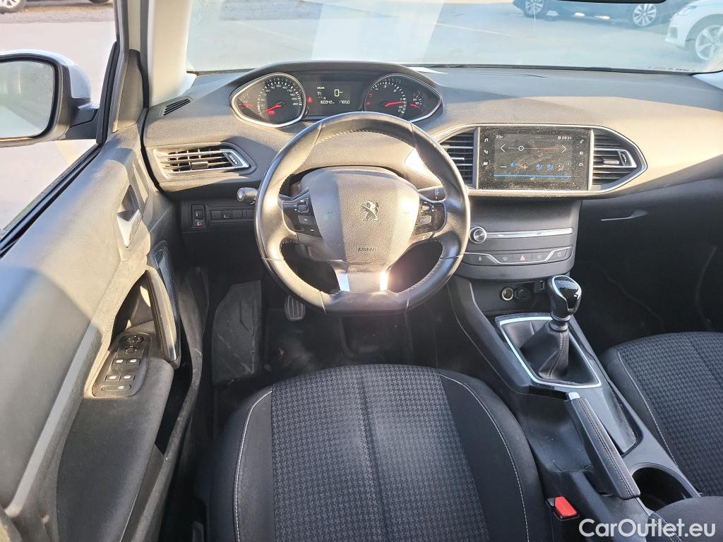 Peugeot  308 PEUGEOT  / 2017 / 5P / familiar SW Business Line BlueHDi 75KW (100CV) #3