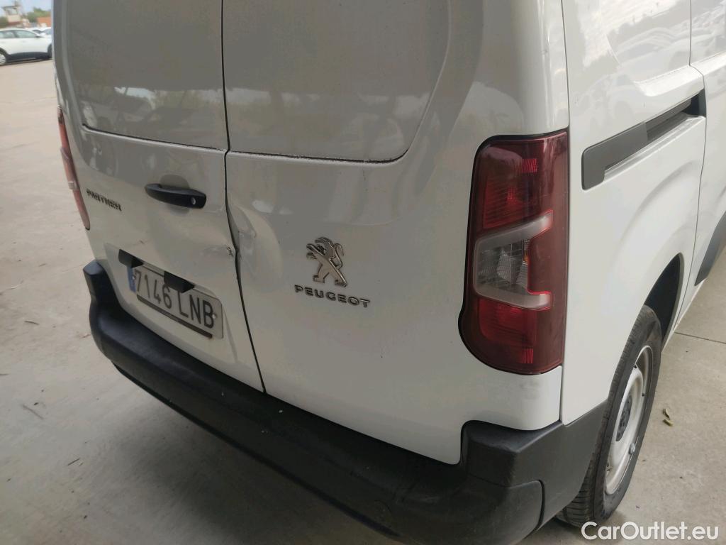 Peugeot  Partner PEUGEOT  / 2018 / 3P / furgón derivado de turismo Pro Standard 600kg BlueHDi 73kW (AC) #8