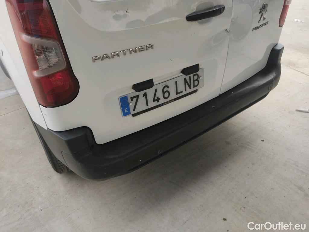 Peugeot  Partner PEUGEOT  / 2018 / 3P / furgón derivado de turismo Pro Standard 600kg BlueHDi 73kW (AC) #17