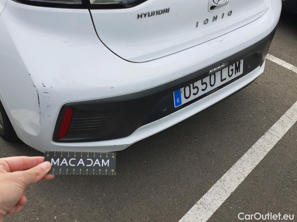 Hyundai   Ioniq HYUNDAI / 2019 / 5P / berlina con portón 1.6 GDI HEV Tecno DT #12