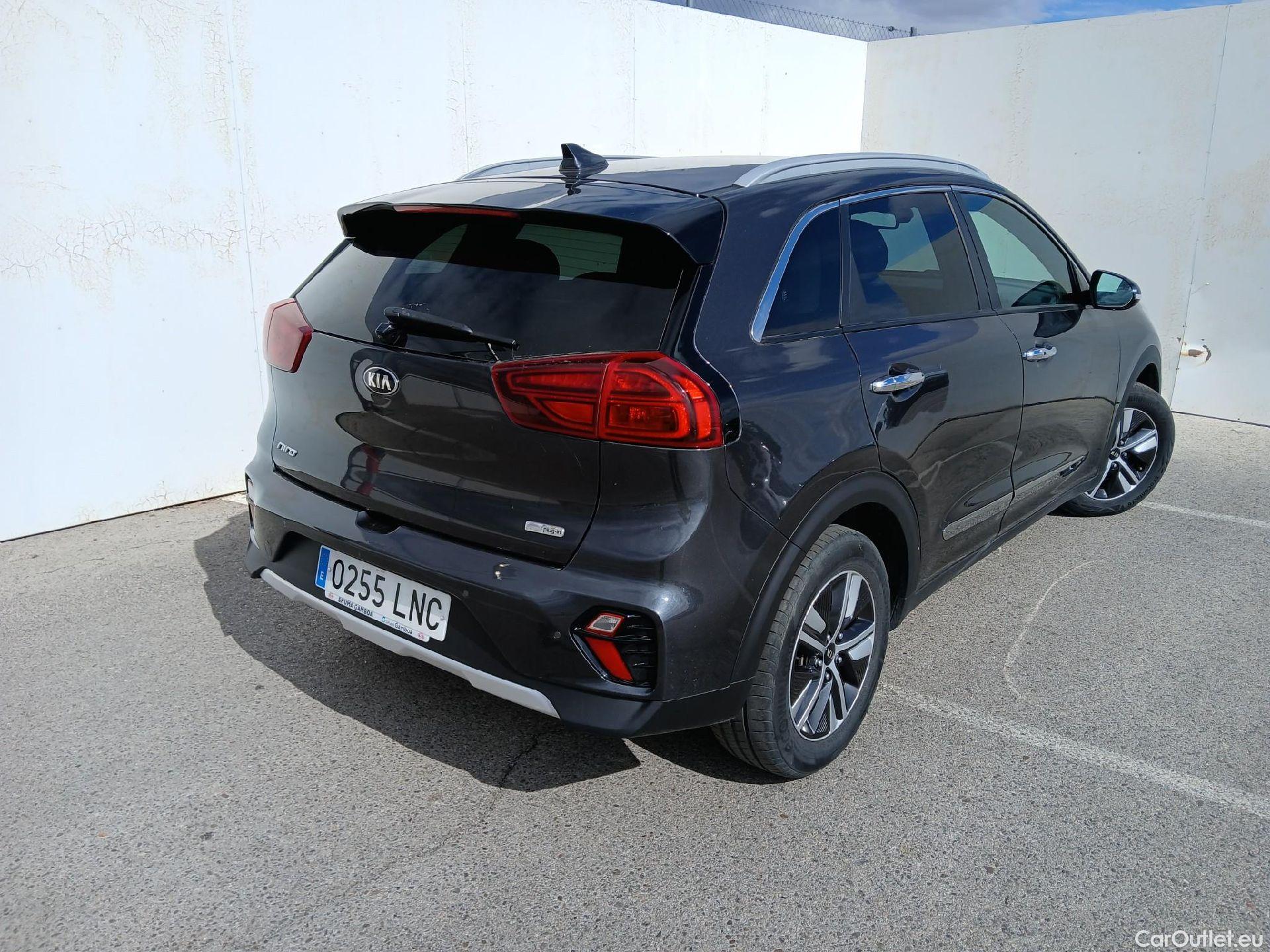 KIA  Niro KIA  / 2019 / 5P / crossover 1.6 GDi PHEV 104kW (141CV) Emotion #2