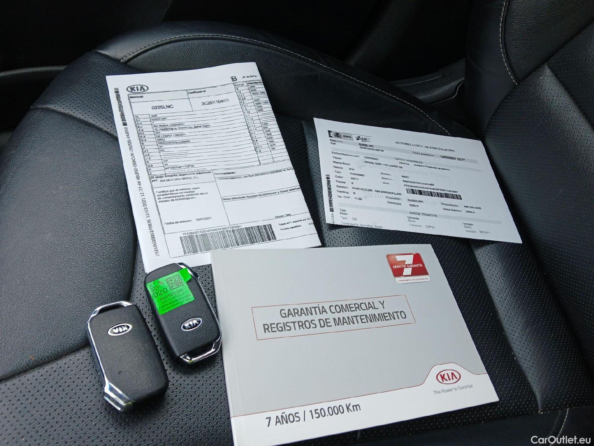 KIA  Niro KIA  / 2019 / 5P / crossover 1.6 GDi PHEV 104kW (141CV) Emotion #5