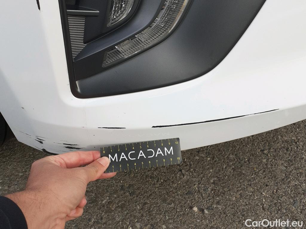 Hyundai   Ioniq HYUNDAI / 2019 / 5P / berlina con portón 1.6 GDI HEV Tecno DT #26