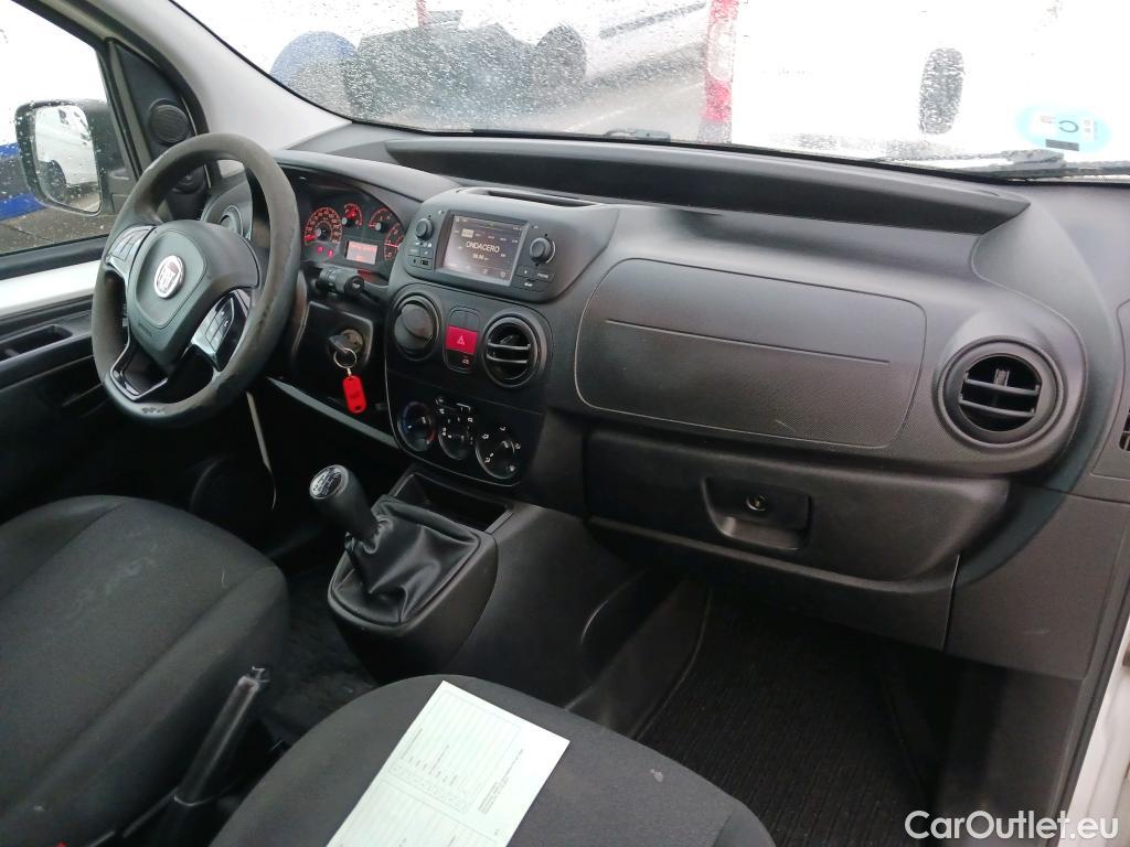 Fiat  Fiorino FIAT  / 2016 / 4P / furgón derivado de turismo Cargo Base N1 1.3 MJet 59 kW (80 CV) #3