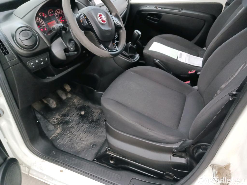 Fiat  Fiorino FIAT  / 2016 / 4P / furgón derivado de turismo Cargo Base N1 1.3 MJet 59 kW (80 CV) #29