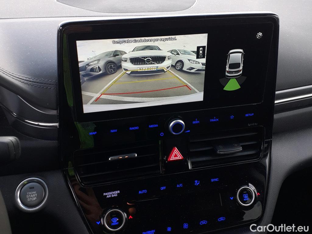 Hyundai   Ioniq HYUNDAI / 2019 / 5P / berlina con portón 1.6 GDI HEV Tecno DT #14