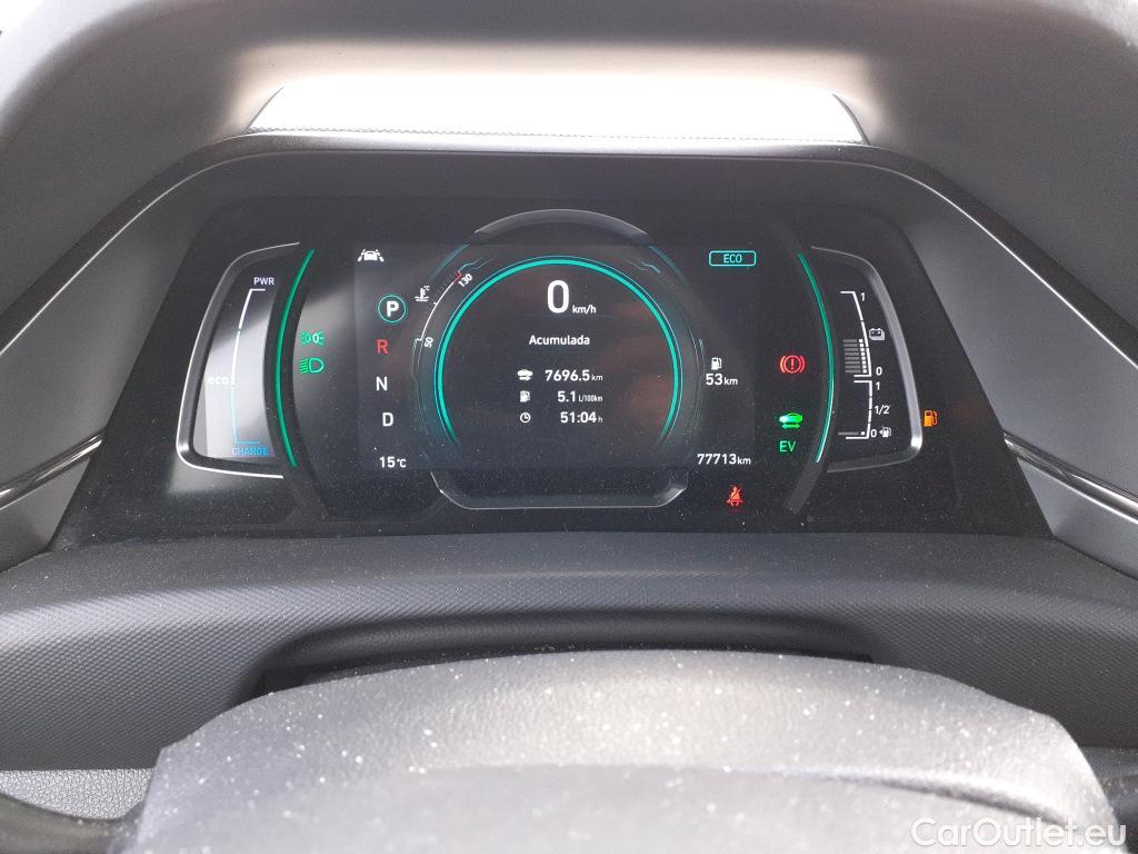 Hyundai   Ioniq HYUNDAI / 2019 / 5P / berlina con portón 1.6 GDI HEV Tecno DT #4