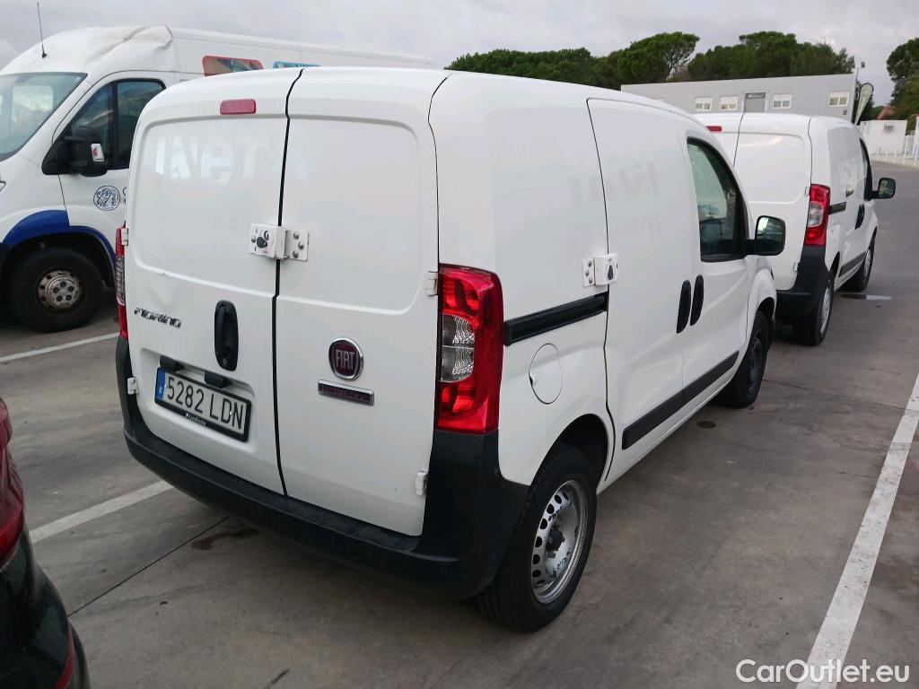Fiat  Fiorino FIAT  / 2016 / 4P / furgón derivado de turismo Cargo Base N1 1.3 MJet 59 kW (80 CV) #2