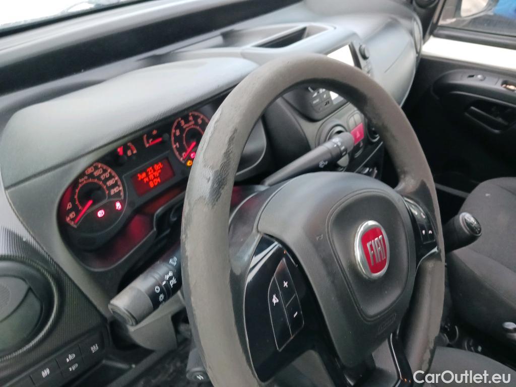 Fiat  Fiorino FIAT  / 2016 / 4P / furgón derivado de turismo Cargo Base N1 1.3 MJet 59 kW (80 CV) #14