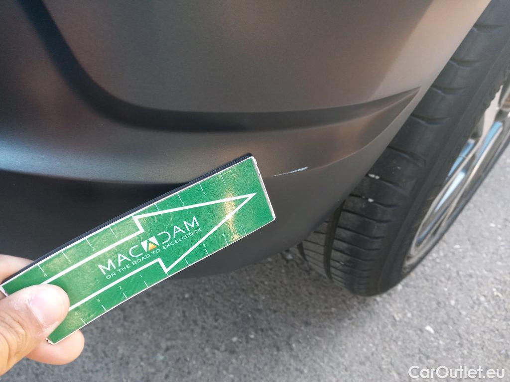 Hyundai  Konna HYUNDAI Kona / 2020 / 5P / todoterreno 1.6 GDI HEV Style Sky DCT #39