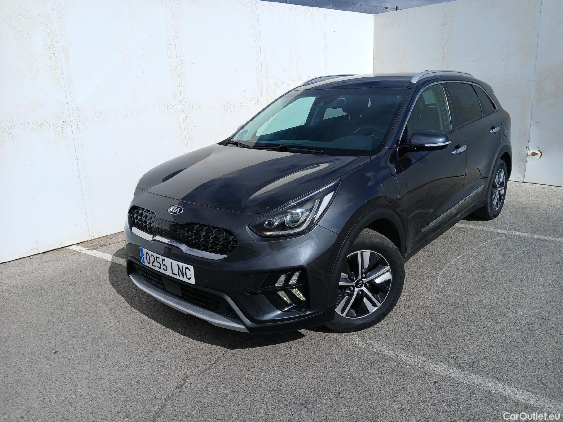 KIA  Niro KIA  / 2019 / 5P / crossover 1.6 GDi PHEV 104kW (141CV) Emotion #1