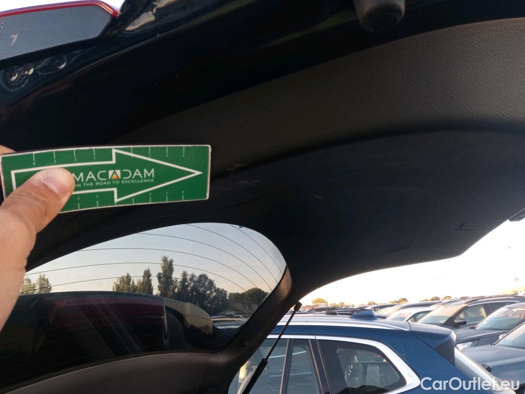 Hyundai  Konna HYUNDAI Kona / 2020 / 5P / todoterreno 1.6 GDI HEV Style Sky DCT #12