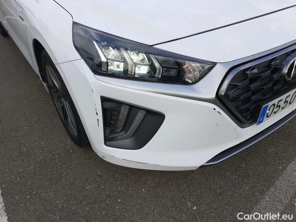 Hyundai   Ioniq HYUNDAI / 2019 / 5P / berlina con portón 1.6 GDI HEV Tecno DT #18