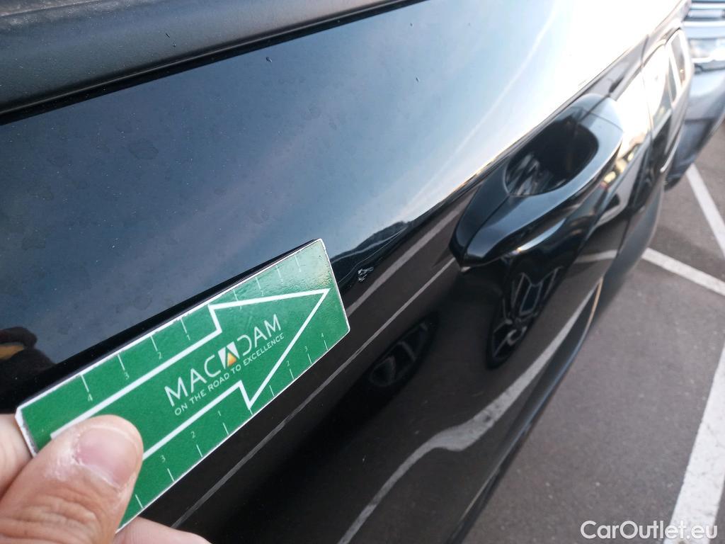 Hyundai  Konna HYUNDAI Kona / 2020 / 5P / todoterreno 1.6 GDI HEV Style Sky DCT #33