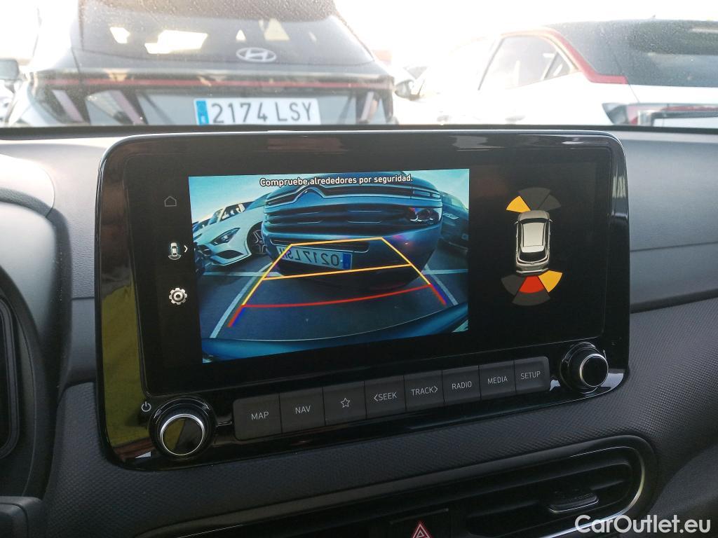 Hyundai  Konna HYUNDAI Kona / 2020 / 5P / todoterreno 1.6 GDI HEV Style Sky DCT #13
