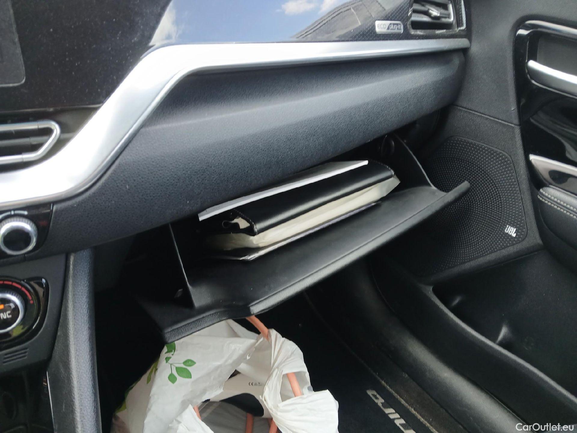 KIA  Niro KIA  / 2019 / 5P / crossover 1.6 GDi PHEV 104kW (141CV) Emotion #10