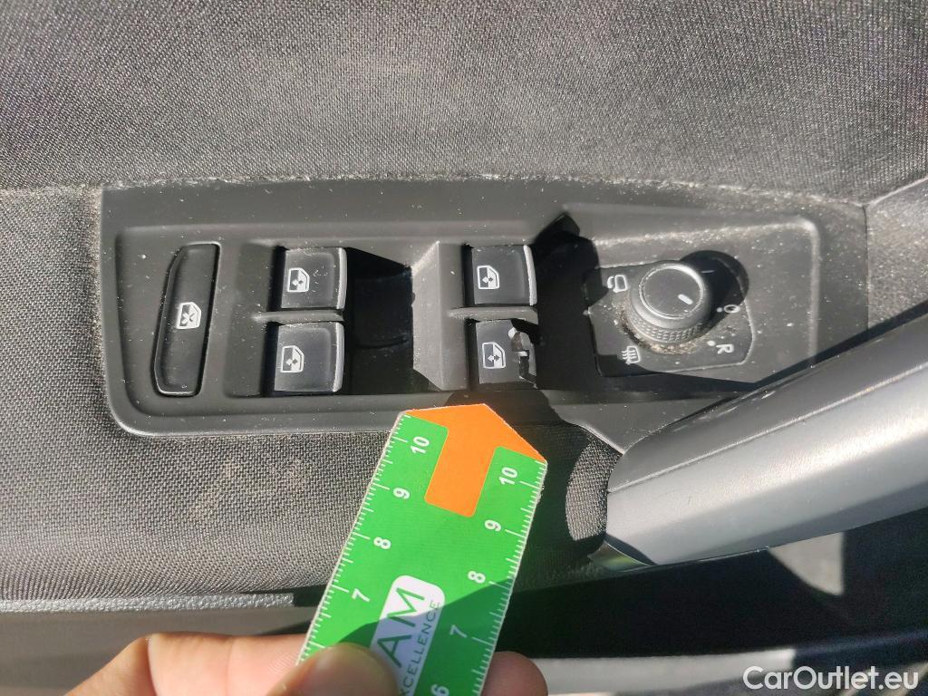 Volkswagen  Tiguan VOLKSWAGEN  Allspace / 2017 / 5P / todoterreno Advance 2.0 TDI 110kW (150CV) DSG #27