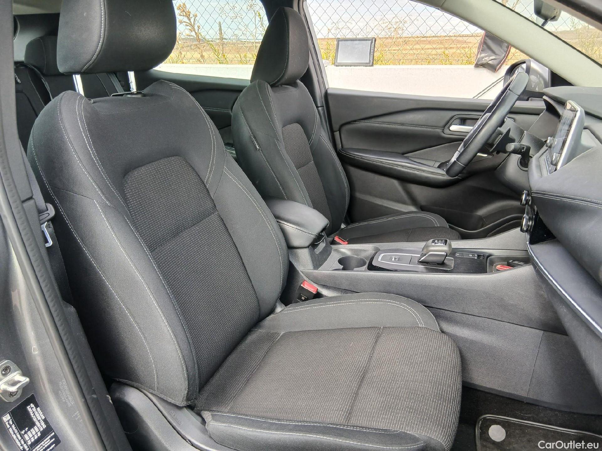 Land Rover  Discovery NISSAN QASHQAI / 2021 / 5P / todoterreno DIG-T 116kW (158CV) mHEV Xtronic Acenta (AC) #6
