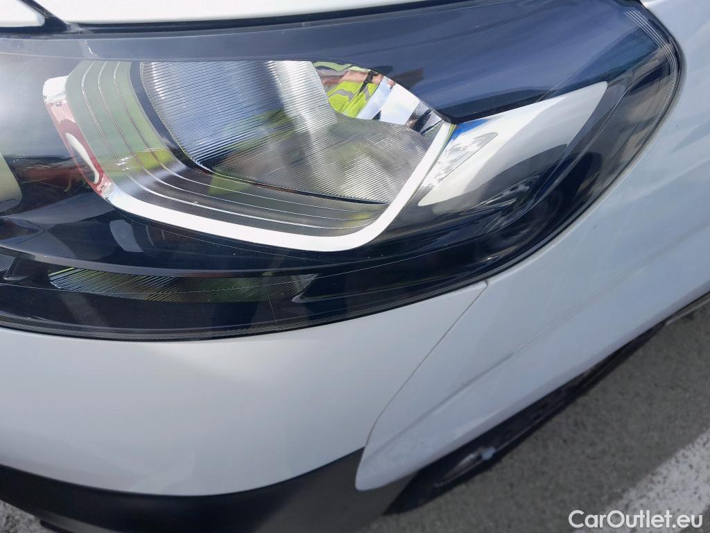 Opel  Vivaro OPEL  / 2019 / 4P / furgón 2.0 Diésel 88kW (120CV) L Inc. Express #55