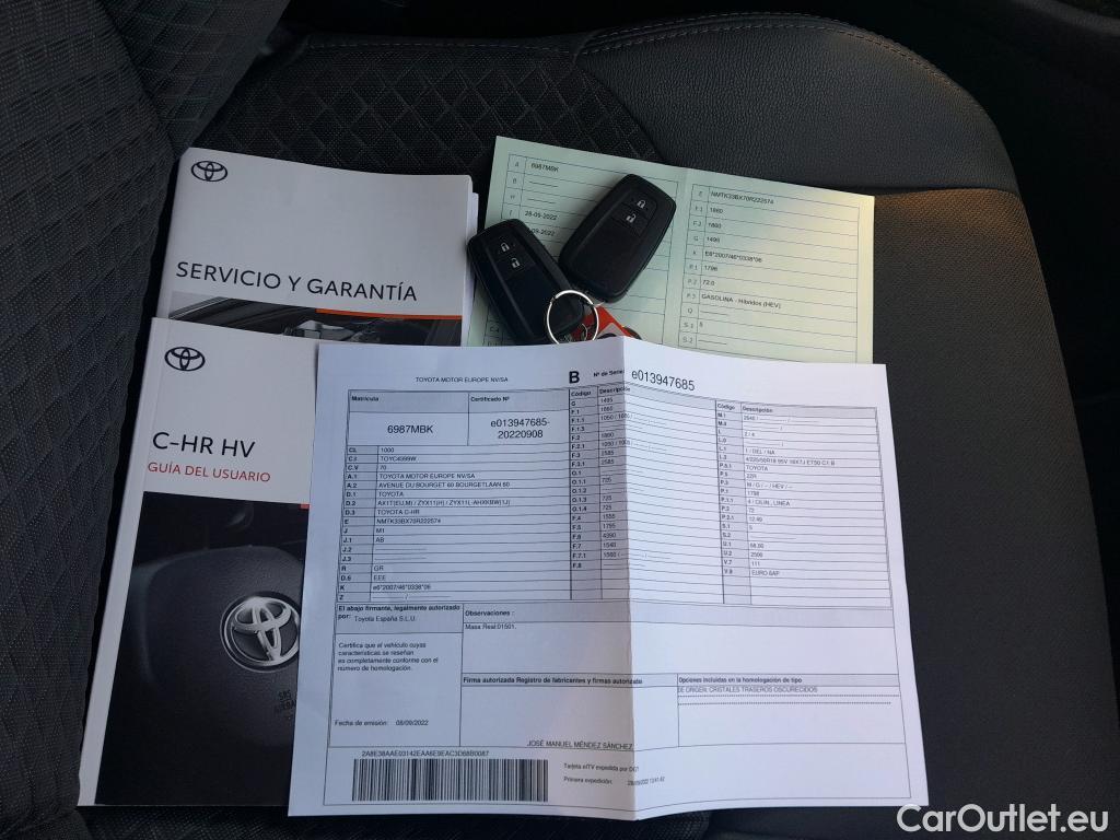 Toyota  C-HR TOYOTA  / 2019 / 5P / todoterreno 1.8 125H Advance #9