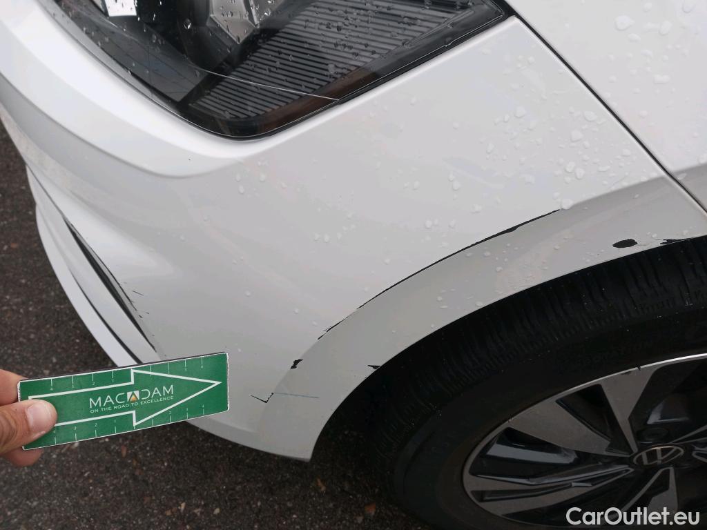 Volkswagen  Polo VOLKSWAGEN  / 2017 / 5P / berlina con portón Advance 1.0 TSI 70kW (95CV) #15