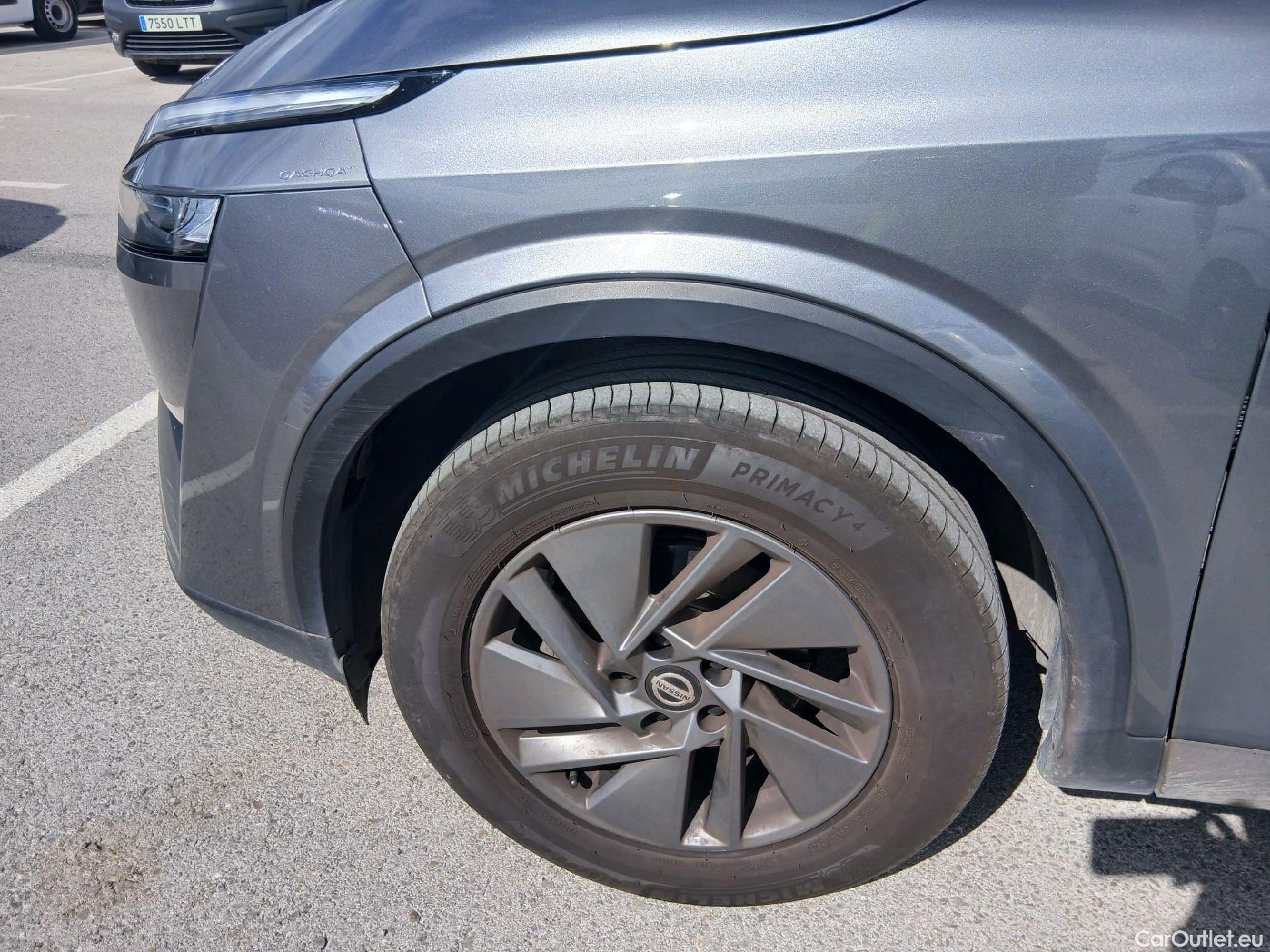 Land Rover  Discovery NISSAN QASHQAI / 2021 / 5P / todoterreno DIG-T 116kW (158CV) mHEV Xtronic Acenta (AC) #22