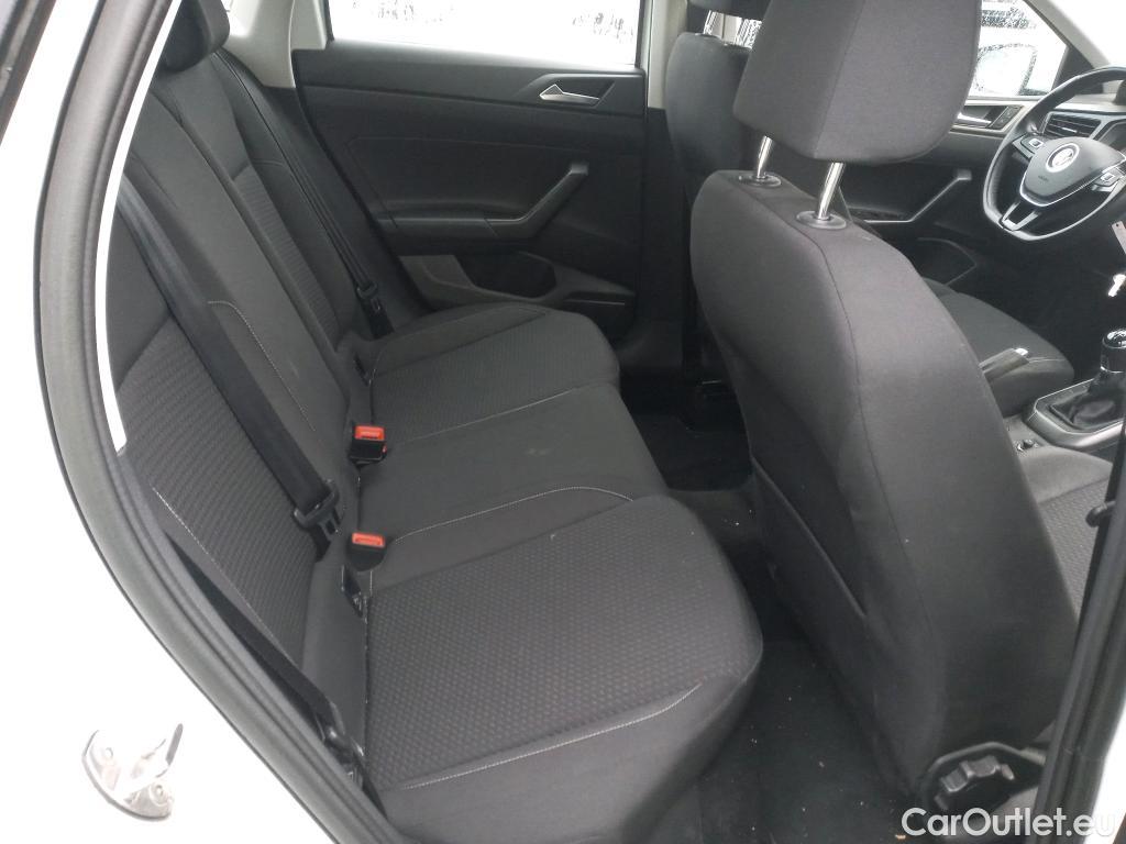 Volkswagen  Polo VOLKSWAGEN  / 2017 / 5P / berlina con portón Advance 1.0 TSI 70kW (95CV) #7