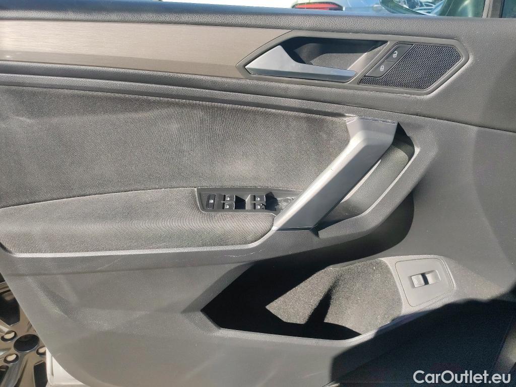 Volkswagen  Tiguan VOLKSWAGEN  Allspace / 2017 / 5P / todoterreno Advance 2.0 TDI 110kW (150CV) DSG #26