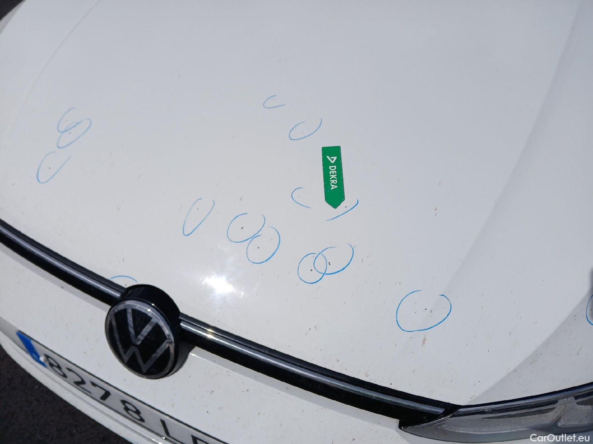 Volkswagen  Golf  VOLKSWAGEN / 2020 / 5P / berlina con portón Life 2.0 TDI 85kW (115CV) #9