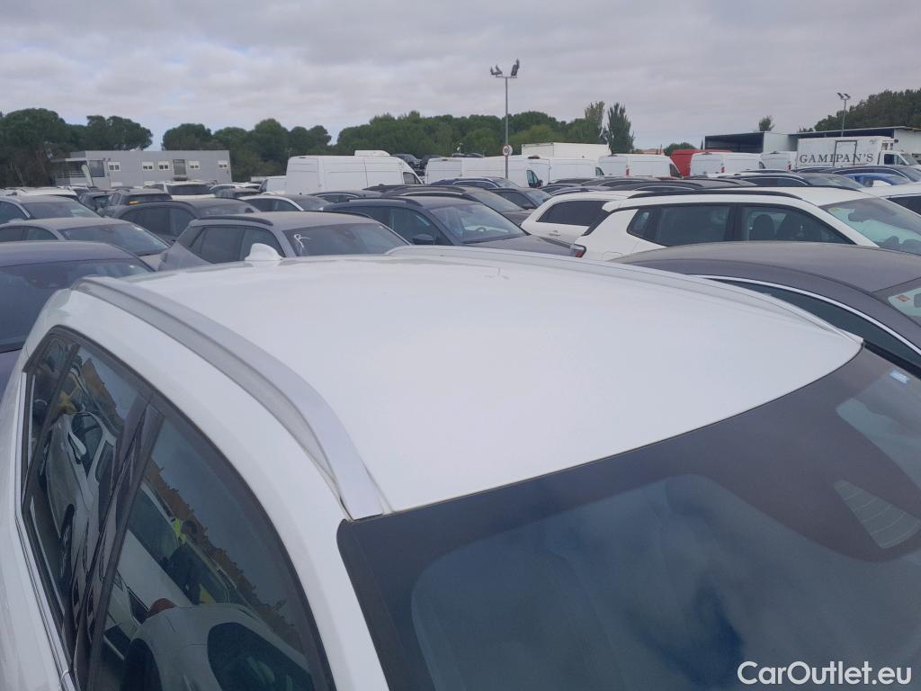 Volvo  XC 40 VOLVO XC40 / 2017 / 5P / todoterreno 1.5 T4 Twin Recharge Inscription Ex Auto #17