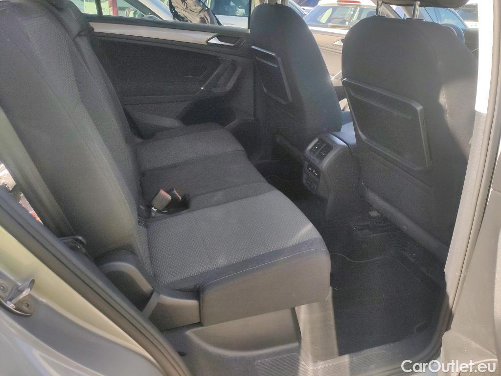 Volkswagen  Tiguan VOLKSWAGEN  Allspace / 2017 / 5P / todoterreno Advance 2.0 TDI 110kW (150CV) DSG #7