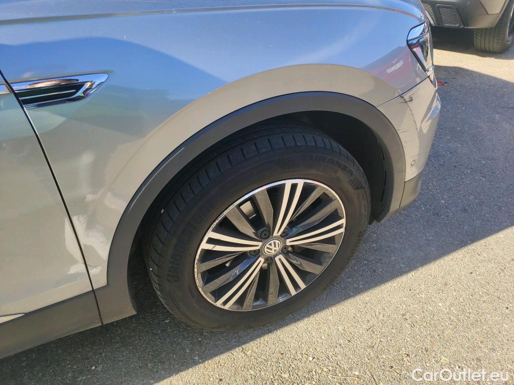 Volkswagen  Tiguan VOLKSWAGEN  Allspace / 2017 / 5P / todoterreno Advance 2.0 TDI 110kW (150CV) DSG #33