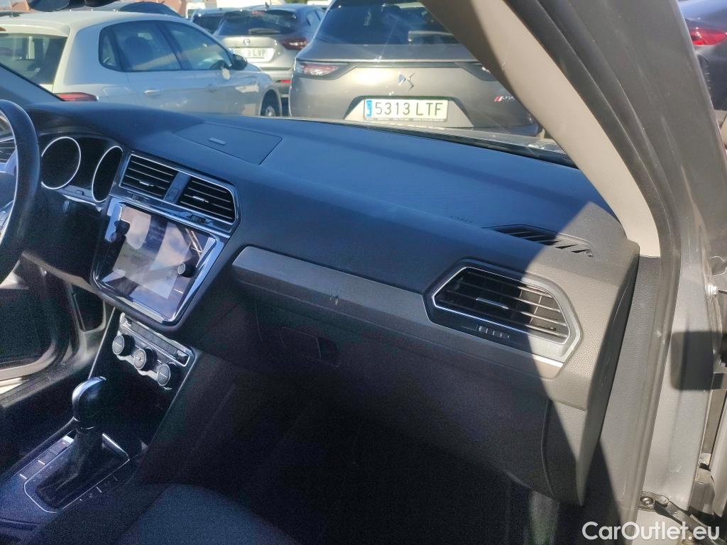 Volkswagen  Tiguan VOLKSWAGEN  Allspace / 2017 / 5P / todoterreno Advance 2.0 TDI 110kW (150CV) DSG #15