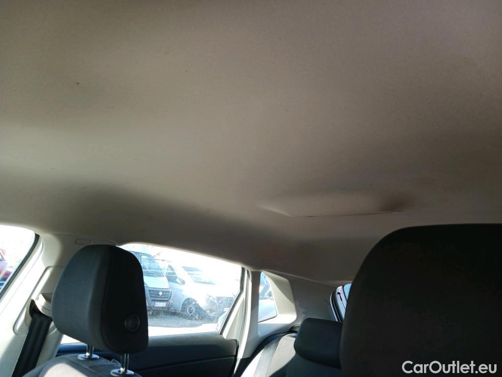 Volkswagen  Polo VOLKSWAGEN  / 2017 / 5P / berlina con portón Advance 1.0 TSI 70kW (95CV) #12
