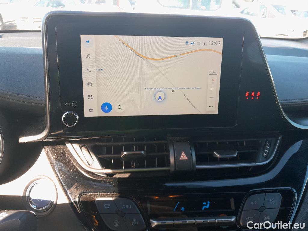 Toyota  C-HR TOYOTA  / 2019 / 5P / todoterreno 1.8 125H Advance #12