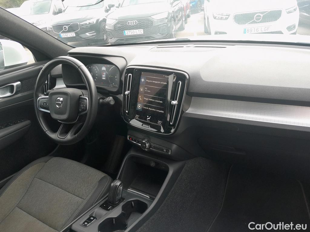 Volvo  XC 40 VOLVO XC40 / 2017 / 5P / todoterreno 1.5 T4 Twin Recharge Inscription Ex Auto #3