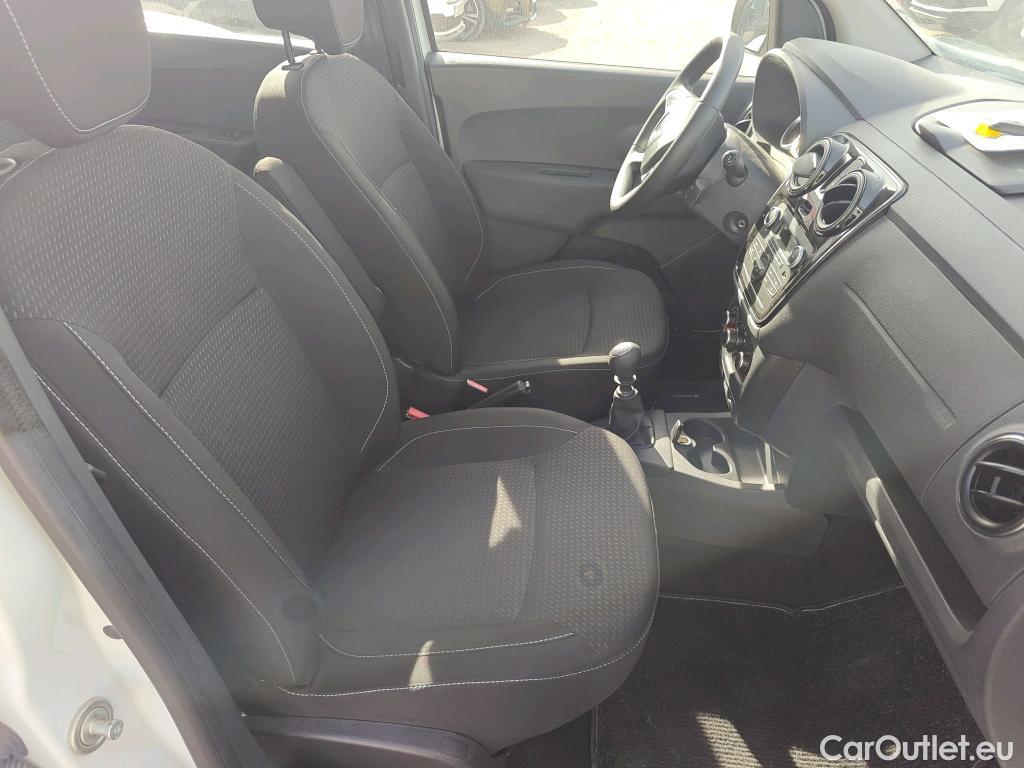 Dacia  Lodgy DACIA  / 2012 / 5P / monovolumen compacto Comfort Blue dCi 70kW (95CV) 7Pl - 18 #6