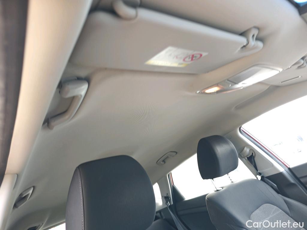 Hyundai  Tucson HYUNDAI  / 2018 / 5P / todoterreno 1.6 CRDI 85kW (116CV) 48V SLE 4X2(SP)(SL) #13