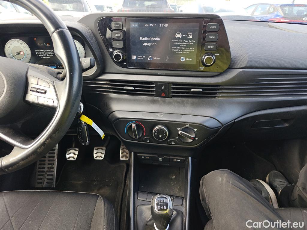 Hyundai  Bayon HYUNDAI  / 2021 / 5P / todoterreno 1.2 MPI Maxx #13