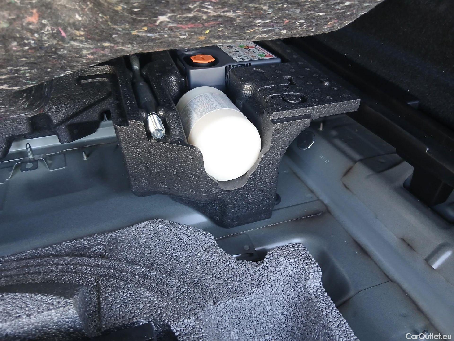 Volvo  XC60 VOLVO  / 2017 / 5P / todoterreno 2.0 B4 D Momentum Auto #12