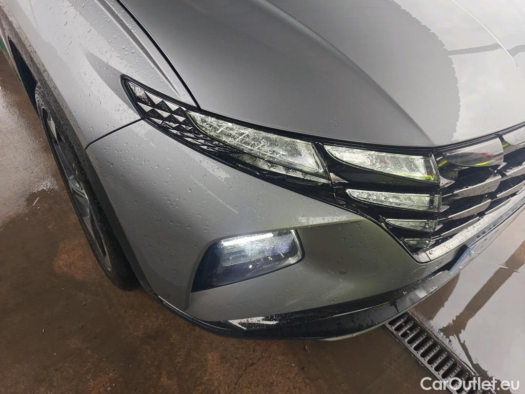 Hyundai  Tucson HYUNDAI  / 2020 / 5P / todoterreno 1.6 TGDI 169kW HEV Tecno Auto 2C #17