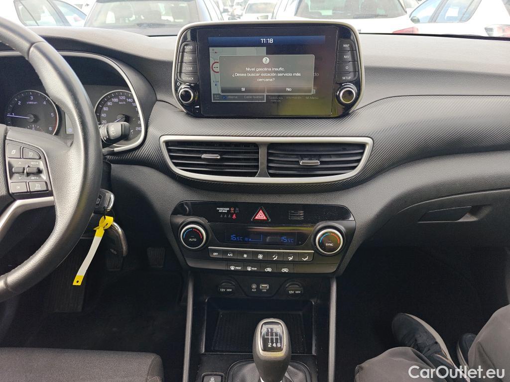 Hyundai  Tucson HYUNDAI  / 2018 / 5P / todoterreno 1.6 CRDI 85kW (116CV) 48V SLE 4X2(SP)(SL) #14